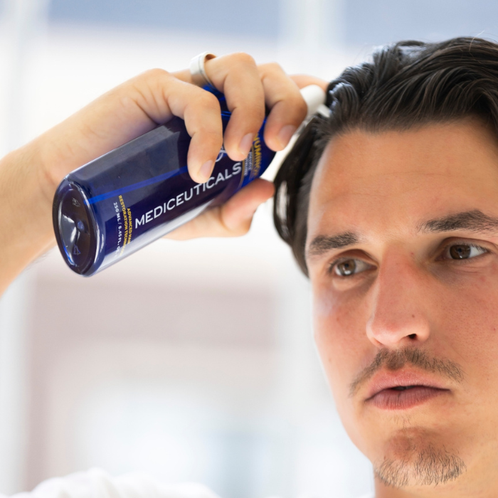 MEDICEUTICALS HYDROCLENZ™ Hair Loss & Thinning Hair Shampoo for men(Dry Hair & Dry Scalp)
