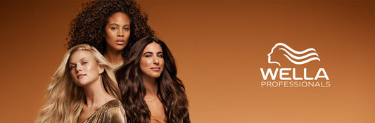 Smooth glossy hair with a reflective frizz-controlled finish
