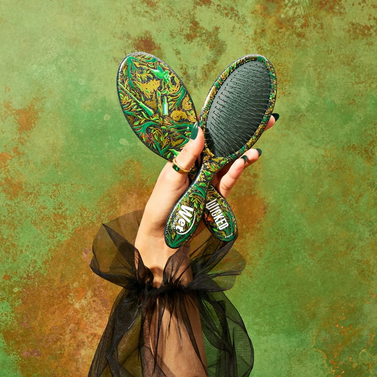 Wet Brush Original Detangler – Wicked Elphaba Limited Edition Brush